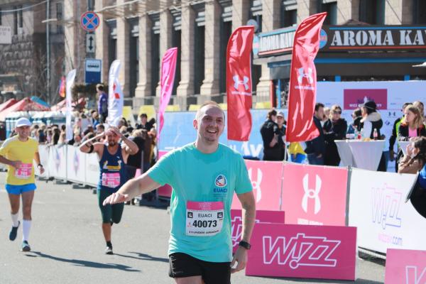 EUACI team ran Wizz Air Kyiv City Marathon